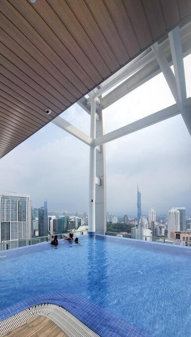 Pangsapuri Col 11b Modern Infinity Pool Klcc *